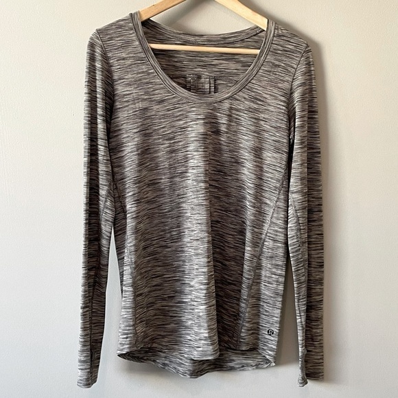lululemon athletica Gray Long Sleeve Top - Picture 1 of 6